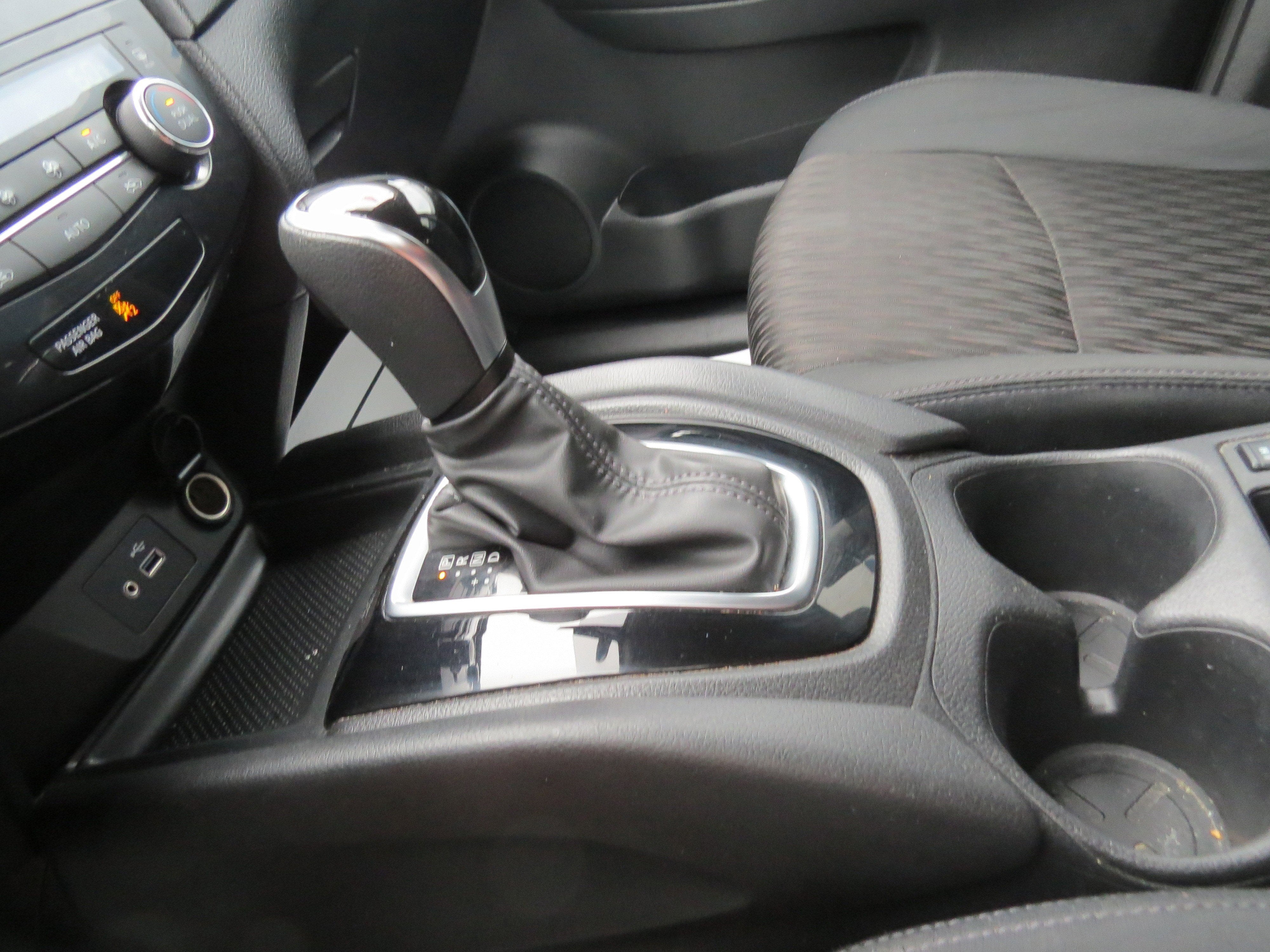 2020 Nissan Rogue SV FWD