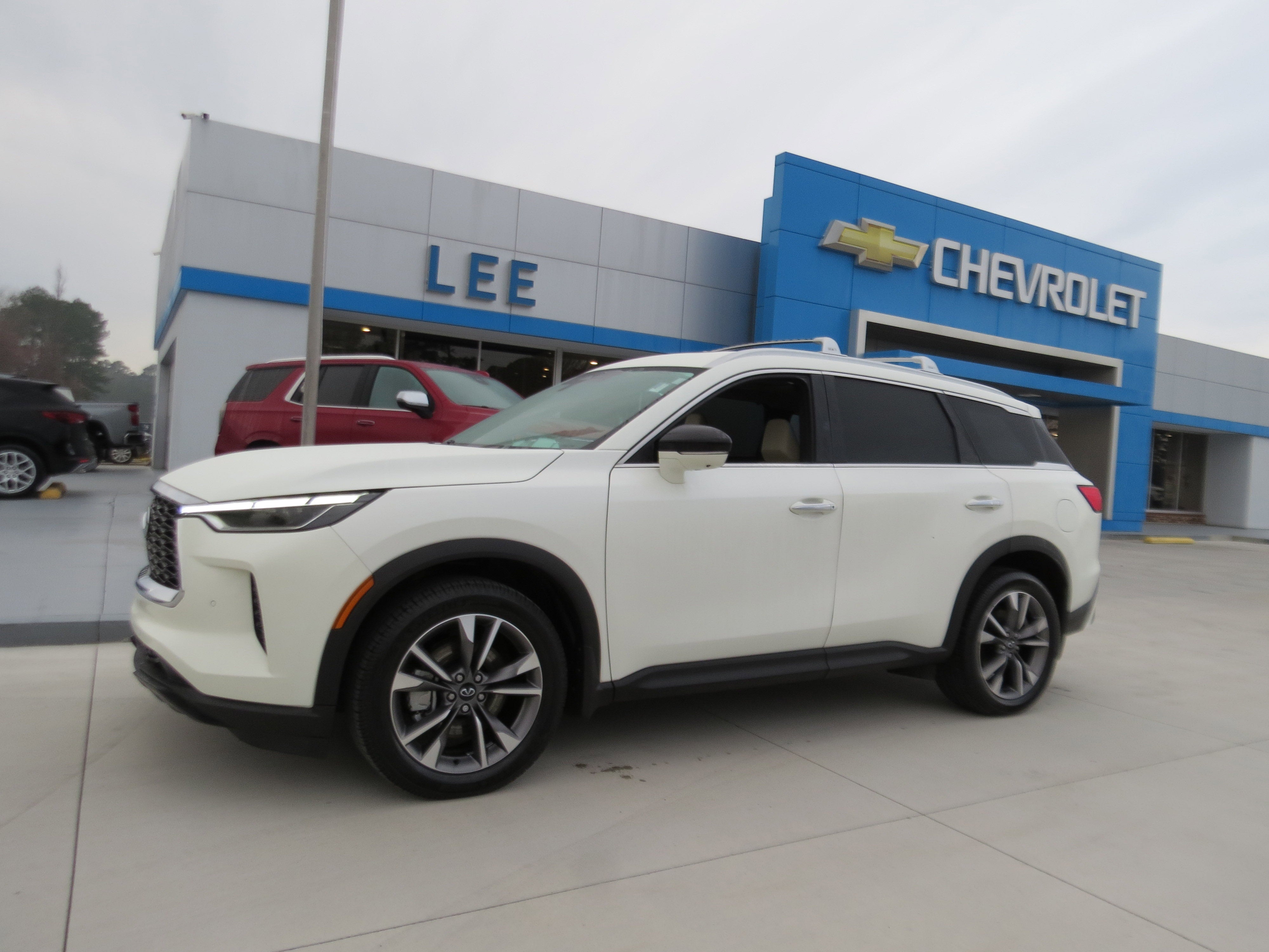 2023 INFINITI QX60 LUXE AWD