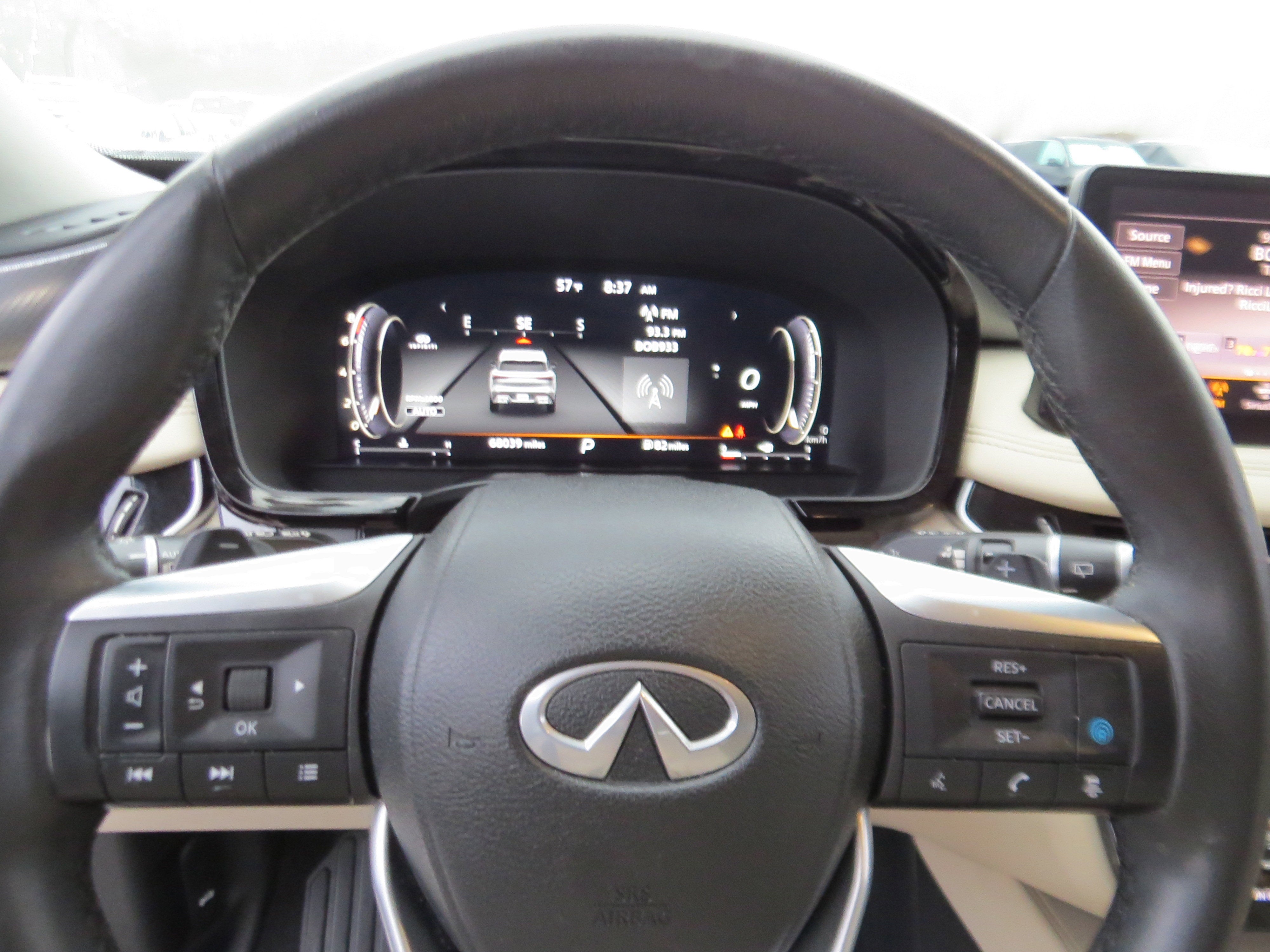 2023 INFINITI QX60 LUXE AWD