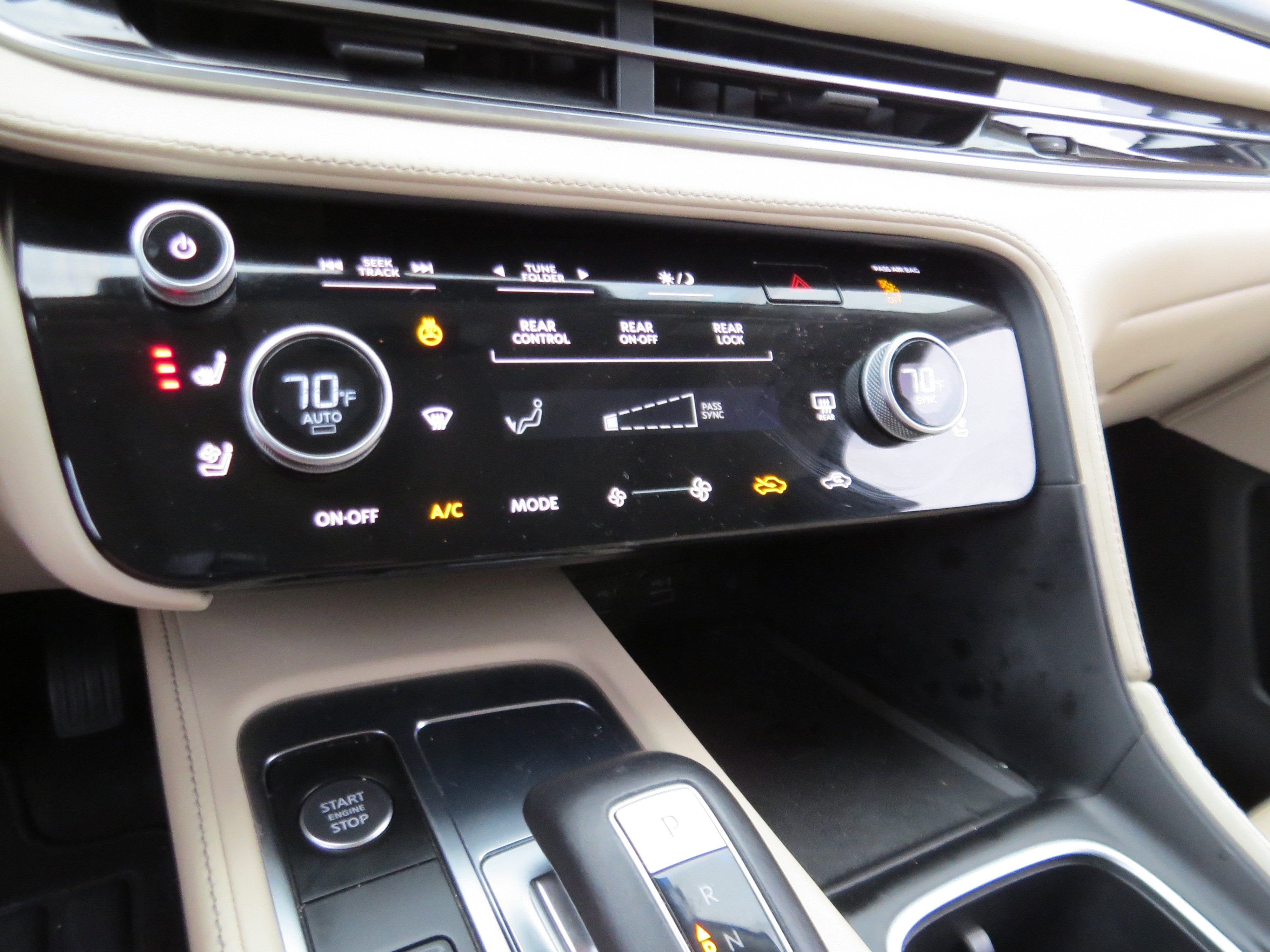 2023 INFINITI QX60 LUXE AWD