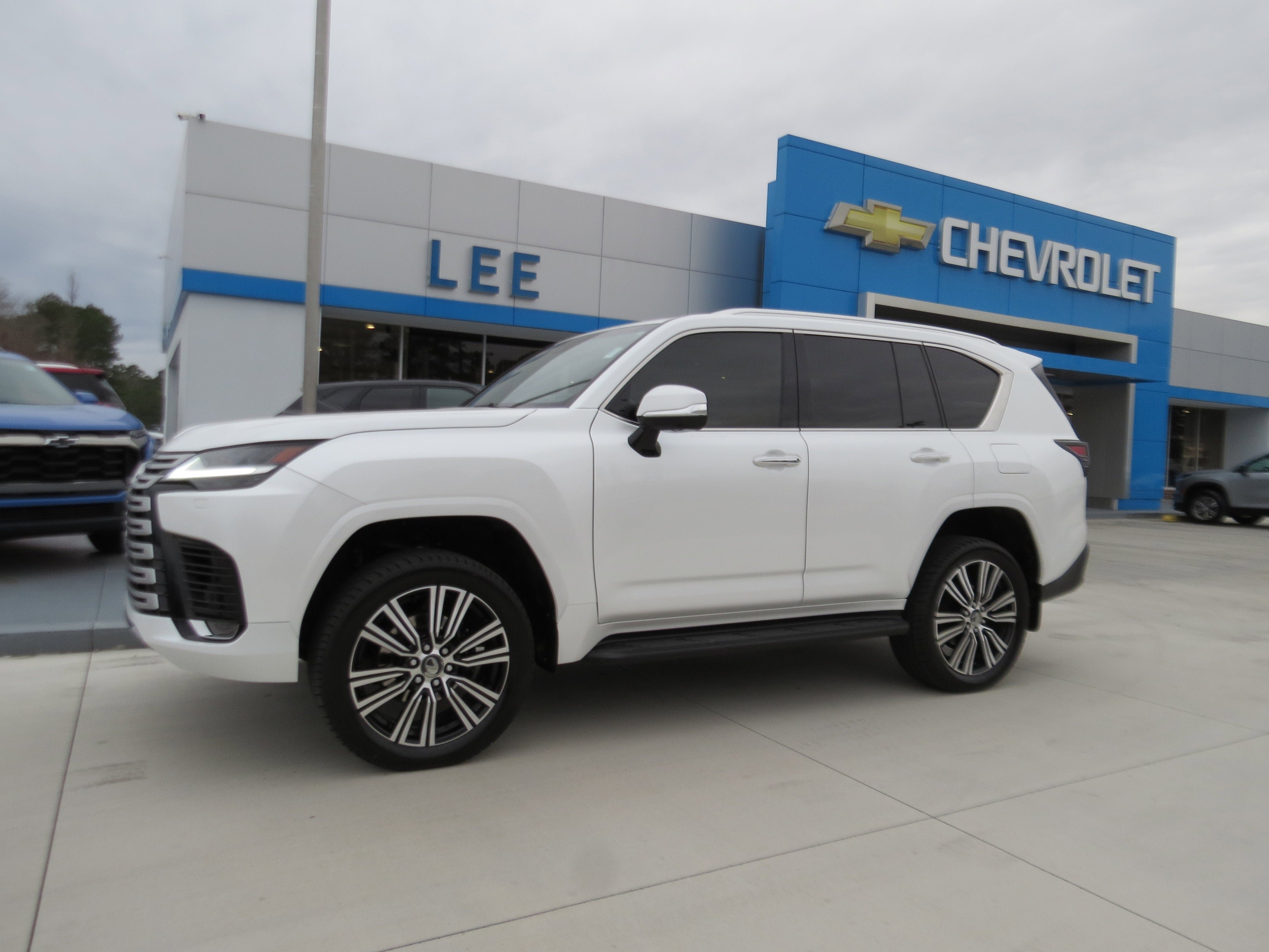 2024 Lexus LX 600 Luxury