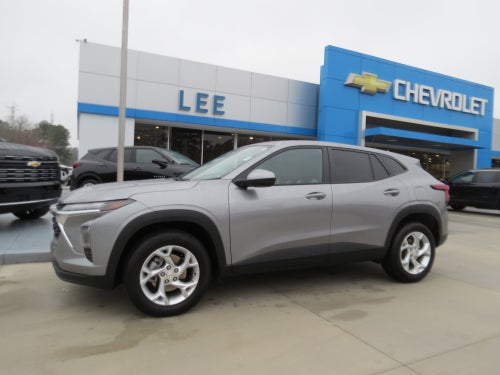 2025 Chevrolet Trax LS