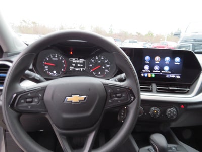 2025 Chevrolet Trax LS