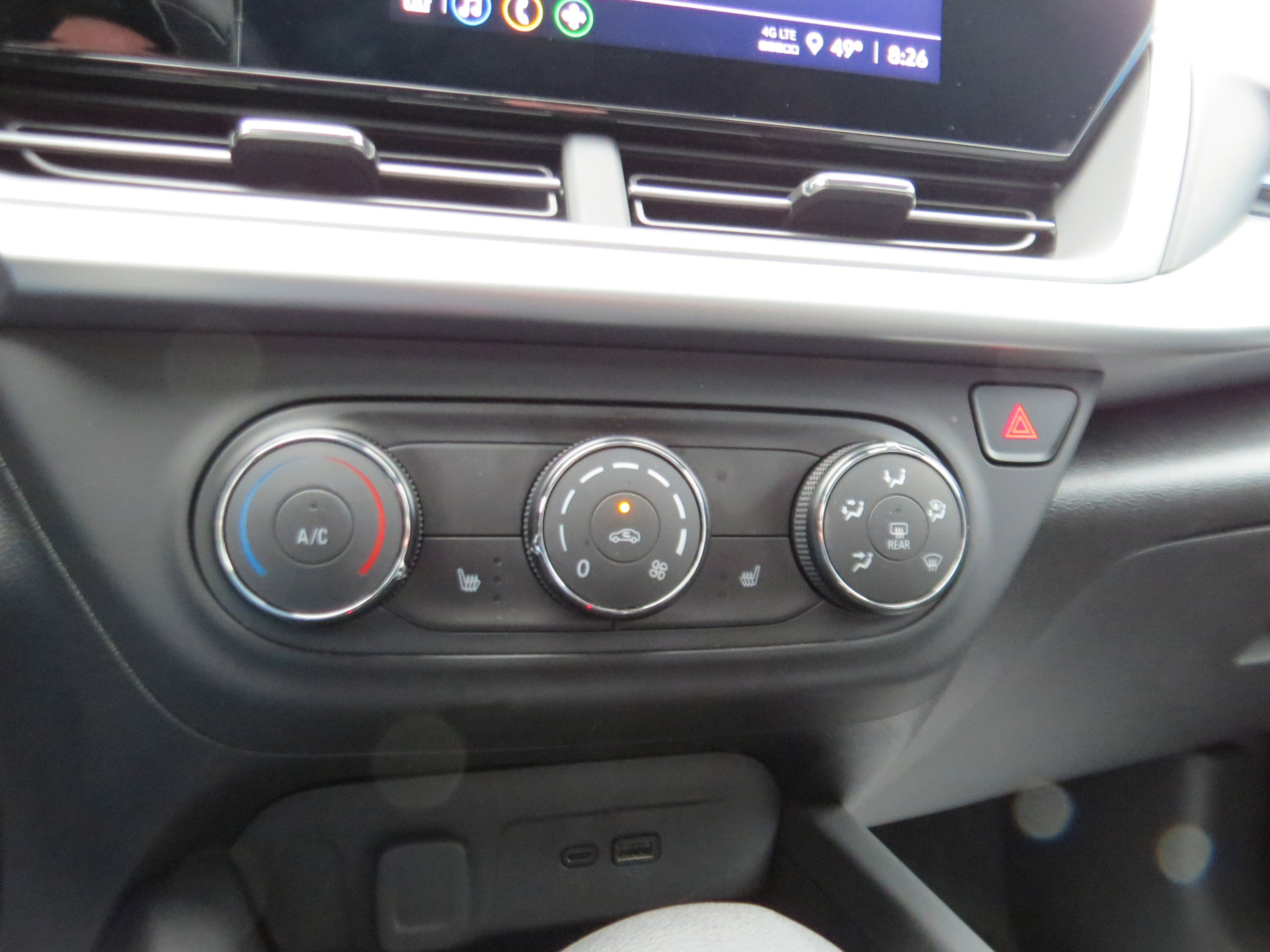 2025 Chevrolet Trax LS