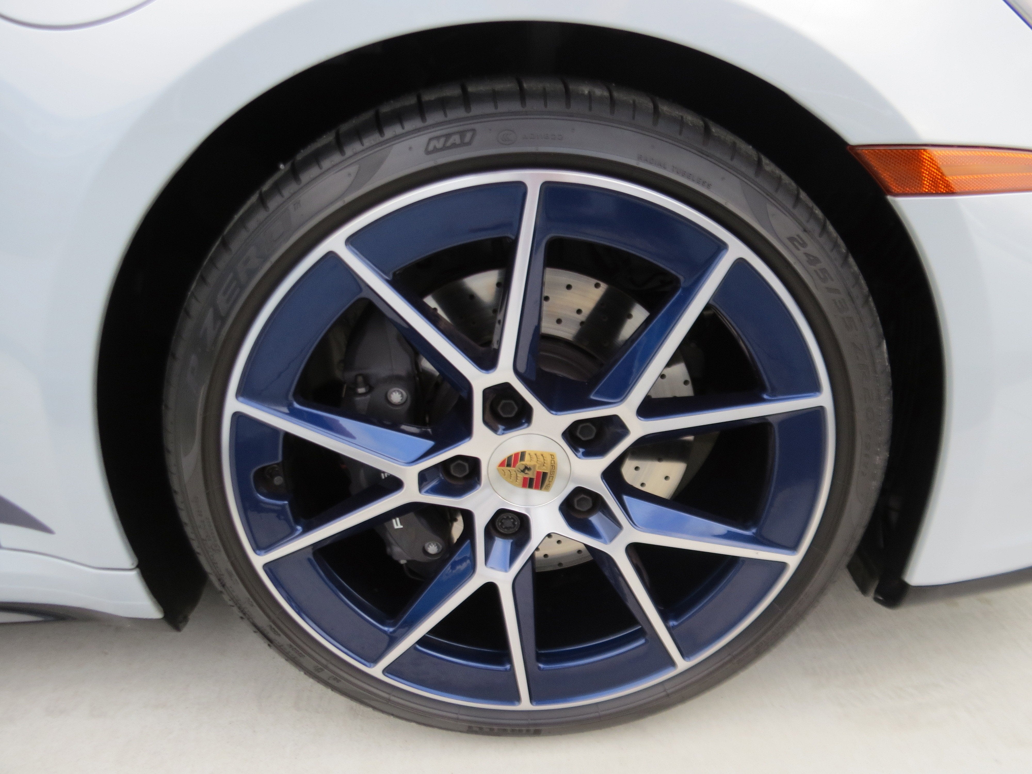 2025 Porsche 911 Carrera T